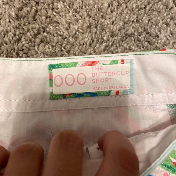 Lilly Pulitzer Buttercup Scalloped Hem Short - Picture 3 of 5